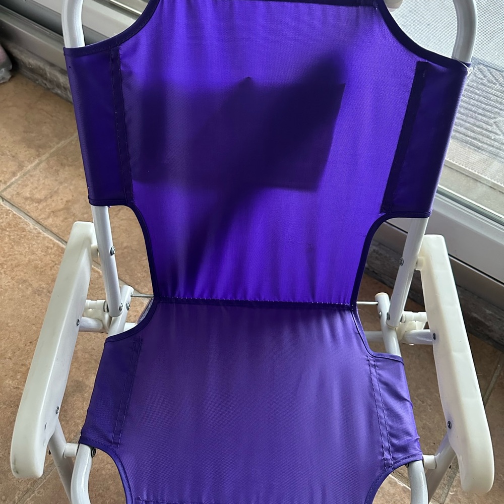 Purple Folding Beach Chair with attacheded umbrella